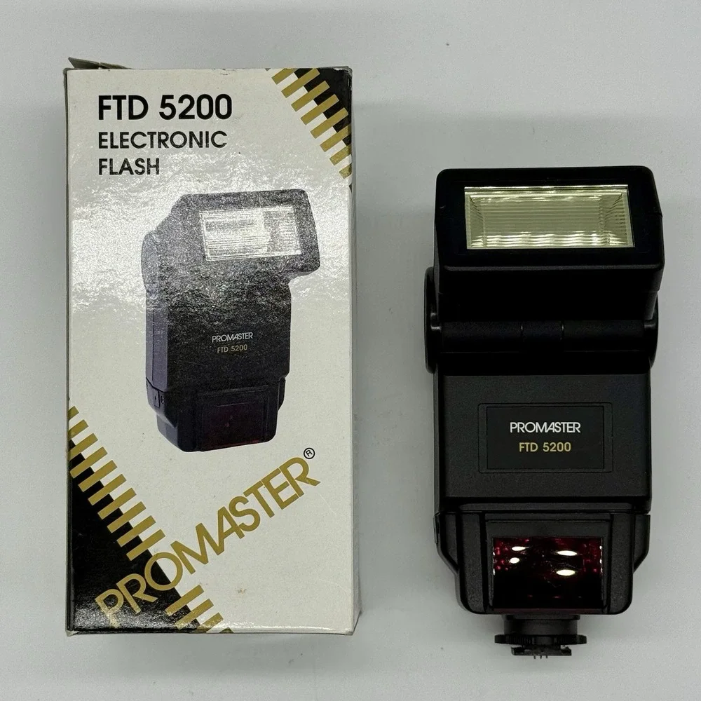 ProMaster FTD 5200 Camera Flash No Module See Note Shoe Mount‎